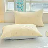 2026 Novo Conjunto de Roupa de Cama de Algodão 100% Quatro Peças Lençol de Cama Totalmente Algodão Capa de Edredom Estilo Fresco Conjunto de Roupa de Cama de Três Peças para Dormitório de Estudante