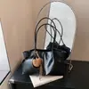 Bolso tote estilo retro Melard para mujer, colección de otoño, gran capacidad, casual, versátil para ir al trabajo, se puede llevar en la mano, al hombro o debajo del brazo