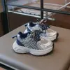Nuevos zapatos deportivos de otoño para niños, zapatos casuales transpirables y ligeros para niños, zapatos de cuero para niñas, zapatos versátiles tipo "dad shoes" para estudiantes