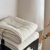 Colcha de punto estilo INS con diseño de nube de dibujos animados para primavera y otoño, colcha de invierno suave y cálida con borde enrollado, lavable a máquina, adecuada para uso en dormitorio