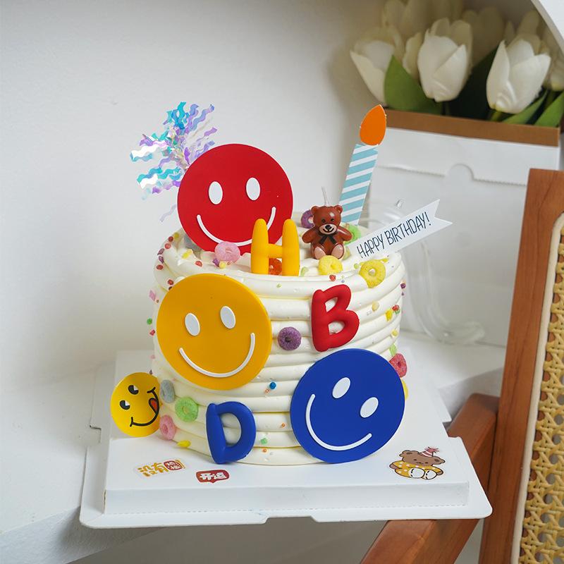800-3-红黄蓝笑脸生日蛋糕2