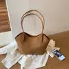 Bolso nuevo de estilo retro y artístico 2026, bolso de hombro minimalista y moderno para mujer