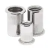 Tuerca Remachable de Cabeza Plana de Acero Inoxidable 304 Tuerca Remachable Moleteada Agujero Pasante Patrón Vertical Tuerca Remachable de Color Zinc M3M12