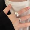 Anillo de plata mate cepillado para mujer, estilo simple, frío, ligero, de lujo, de alto nivel, diseño de nicho, anillo exagerado