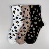 Calcetines de Moda Trendy a Rayas y Estampado de Leopardo Lindos en Toda la Superficie para Otoño e Invierno, Longitud Media, Antibacterianos 7A, Populares Transfronterizos para Mujer
