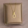 Collar de Acero de Titanio que No se Desvanece para Mujer, Diseño de Nicho de Lujo Ligero, Color Dorado Simple, Sensación de Alta Gama, Cadena para el Cuello, Accesorio de Cadena para Clavícula