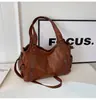 Bolso Tote para Mujer, Gran Capacidad, Otoño e Invierno, Cruzado, Retro, Versátil, Bolso de Mano de un Solo Hombro, Bolso Grande de Alta Gama