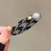 Presilha de Cabelo de Alto Padrão Coreana para Mulheres Presilha de Lã Estilo Retrô Outono Inverno Presilha para Franja Presilha Fofa de Coração Acessórios de Cabelo Adorno de Cabeça