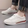 Nuevas zapatillas de entrenamiento casual para hombre de cuero de vaca de capa superior, zapatos deportivos versátiles de cuero genuino, zapatos de lujo ligero para hombre