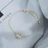 Joia elegante com banho de ouro real e zircônia microincrustada, design de nicho feminino, pulseira de laço, pulseira simples para todas as ocasiões