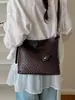 Bolsa Saco Estilo Coreano Nicho Padrão Trançado Preguiçoso para Mulheres, Nova Bolsa de Ombro Transversal Tendência Fashion para o Dia a Dia