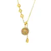 Nuevo collar de moneda de cobre con acabado cepillado, brújula de seis caracteres con incrustaciones de diamantes estilo chino, joyería vintage exquisita en oro arena para regalar