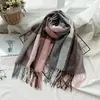 Liquidación de Stock de Invierno: Bufanda de Cuadros Navideña Estilo Coreano para Mujer, Chal Cálido de Cachemira Sintética con un Toque de Lujo, Adecuado para Estudiantes