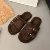 Pantuflas de algodón persona perezosa de una tira estilo nuevo con felpa peluda otoño versátiles para interiores y exteriores suela suave suela plana de moda cómodas 2026