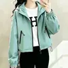 Chaqueta exterior nueva para mujer de primavera y otoño 2026, chaqueta de trabajo casual versátil corta con capucha para personas menudas