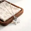 Colar Tendência Versátil de Aço Titânio com Borboleta em Formato de Coração para Melhores Amigas, Colar Feminino de Alta Qualidade que Preserva a Cor, Liquidação, Em Estoque Envio Direto