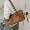 Bolso tote elegante y casual de gran capacidad para mujer, nueva colección invierno 2026, adecuado para el trabajo y los desplazamientos, bolso de axila versátil, bolso de hombro, bolso grande