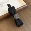 Grampo de Cabelo Elegante e Estiloso com Design de Coração Dupla Face, Laço Preto, Presilha Banana Média de Alta Qualidade para Topo de Cabelo