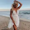 Transfronterizo 2023 Verano Nuevo Europeo y Americano Sexy Escote en V Profundo Espalda Descubierta Vestido de Tirantes Amazon Encaje Vestido de Playa