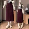 Saia Midi de Veludo Cotelê Feminina 2026 Outono/Inverno Elegante Vintage Estilo Hepburn Cintura Alta Reta