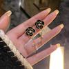 Elegantes Aretes de Camelia, Estilo Popular, Aretes Suaves y Lujosos, Estilo Retro de Pequeña Fragancia, Aretes Niche de Moda