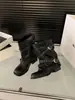 Botas de Motocicleta Negras Chuyuji de Media Caña Estilo Caballero para Mujer 2026 Otoño Invierno Nuevo Estilo Botas de Pierna con Remaches Botas Apilables