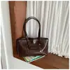 Bolso Retro de Gran Capacidad Transfronterizo para Mujer Nuevo 2026 Bolso de Hombro Único de Alta Gama Bolso Tote Trendy para el Viaje Diario de la Mujer