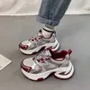 Zapatillas Papá Súper Populares para Mujer 2026 Primavera Nuevas de Gran Venta Versátiles de Suela Gruesa que Aumentan la Altura Transpirables Casuales Deportivas para Personas Bajitas