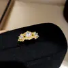 Anel Aberto de Renda Redondo Zircônia Super Brilhante Design Moderno Índice Dedo Anel Joia de Mão Feminina Toque de Luxo Leve