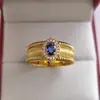 2025 Loja Dourada Mesmo Estilo Anel Largo Completo de Zircônia Cor de Ovo de Pombo com Acabamento Escovado Anel de Dedo Indicador de Textura de Luxo Acessível