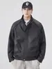 Ropa de Hombre Fengshe / Nueva Chaqueta de Cuero PU para Hombre de Primavera y Otoño, Estilo Retro Americano, Elegante Chaqueta de Cuero para Motociclista con Cuello Alto