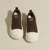 Nuevas zapatillas estudiantiles versátiles que aumentan la altura con un estilo moderno, zapatos casuales de suela gruesa 2026 para mujer, zapatillas de lona retro para primavera y otoño