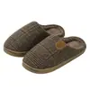 Pantuflas de Algodón de Tamaño Grande para Hombre en Invierno Baotou Zapatillas de Lana para el Hogar Otoño e Invierno Interior Cálidas con Suela Gruesa de Algodón para Hombre Venta al por Mayor