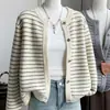 Cardigan de Tricô Listrado Versátil Estilo Chanel 2026, Novo Casaco Suéter Camada Solto de Alta Qualidade para Mulheres Primavera e Outono