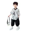 Conjunto de Roupa de Verão para Meninos Camisa com Gola Alta Estilo Coreano Crianças Pequenas Fresco Estiloso Conjunto de Duas Peças de Manga Curta Roupas Modernas para Bebês