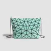 Bolsa Feminina Estilo Coreano Novo Modelo 2026 Peça Triangular Personalizada Bolsa Feminina Simples Bolsa de Ombro Casual Porta-Moedas Bolsa Transversal com Corrente