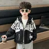Ropa de primavera y otoño para niños, chaqueta estampada con etiqueta, estilo coreano, ropa exterior moderna y elegante para niños, adecuada tanto para niños pequeños como mayores, para comercio electrónico transfronterizo