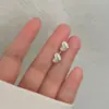 Pendientes de plata 925 con pasador para puestos callejeros y mercados nocturnos, moda coreana para mujer, artículos populares de transmisiones en vivo de influencers, pendientes de lujo ligero al por mayor