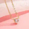Colar Duplo Empilhado com Pingente de Diamante Brilhante em Formato de Coração para Mulheres 2025 Novo Popular Design de Nicho de Luxo Leve Corrente para Clavícula de Alta Qualidade