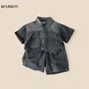 Conjunto Jeans de Verão com Gradiente para Meninos Conjunto de Duas Peças Camisa de Manga Curta Vintage Lavada e Shorts Roupa Infantil Estilo Coreano