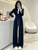 Traje deportivo casual a la moda para mujer, estilo coreano de otoño, conjunto de dos piezas de top corto ajustado de alta gama y pantalones de pierna ancha