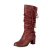 Botas de Cavaleiro Estilo Britânico Vintage com Bico Redondo, Couro Envelhecido, Fivela, Salto Alto, Cadarço, Cano Franzido, Botas Altas para Mulheres