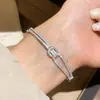 Pulsera de Oro Real de 18K Electrochapado con Cierre de Zircón Ovalado, Lujo Ligero Moda de Gama Alta Joyería Robusta de Nicho para Mujeres
