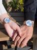 2023kezzi relojes de pareja de negocios nuevos un par de relojes de cuarzo con correa de malla impermeables para hombre y mujer venta al por mayor