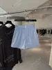 Recomendación PrincipalYuran 26 Nuevo Estilo de Principios de Otoño Favorito de Blogueros Conjunto de Camisa a Rayas y Shorts Bloque de Color
