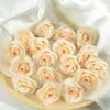 Um Botão de Flor Pequeno Simulada de 4cm Acessório de Flor de Pulso Corsage Feito à Mão DIY Materiais Decoração de Feriado Botão de Rosa
