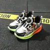 Talla 28-32 Otoño Nuevo Zapatos Deportivos de Correr para Niños de Cuero, Tenis de Suela Ligera con Dibujos Animados para Niños Pequeños 6501