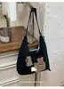 Otoño/Invierno Nuevo Bolso de Pana de un Hombro Bordado Lindo Gran Capacidad Estilo Coreano Simple Moderno Versátil Bolso Cruzado