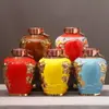 Altar de Vino de Cerámica Jingdezhen 5kg Relieve Ssangyong Botella de Vino Chapada en Oro Alto Valor de Color Empaque de Caja de Regalo de Alta Calidad Regalo del Festival de Primavera