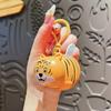 Llavero original de cerdito volador con diseño de tarjeta de dibujos animados, alas de Pibala, bolso para pareja, colgante pequeño